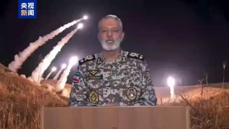 伊朗武裝部隊新任總參謀長阿卜杜勒—拉希姆·穆薩維17日發表講話