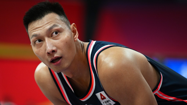 被傳嫖娼丑聞后，易建聯一直處于“消失狀態”。