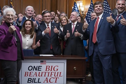 通過“大而美”法案