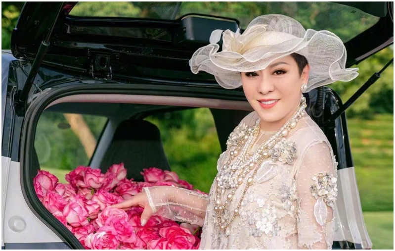 向太說上流圈很少有真心朋友。