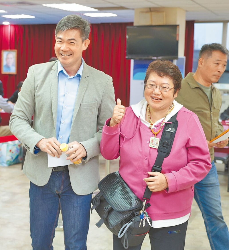 連勝武選藍中央委員 連勝武選藍中央委員